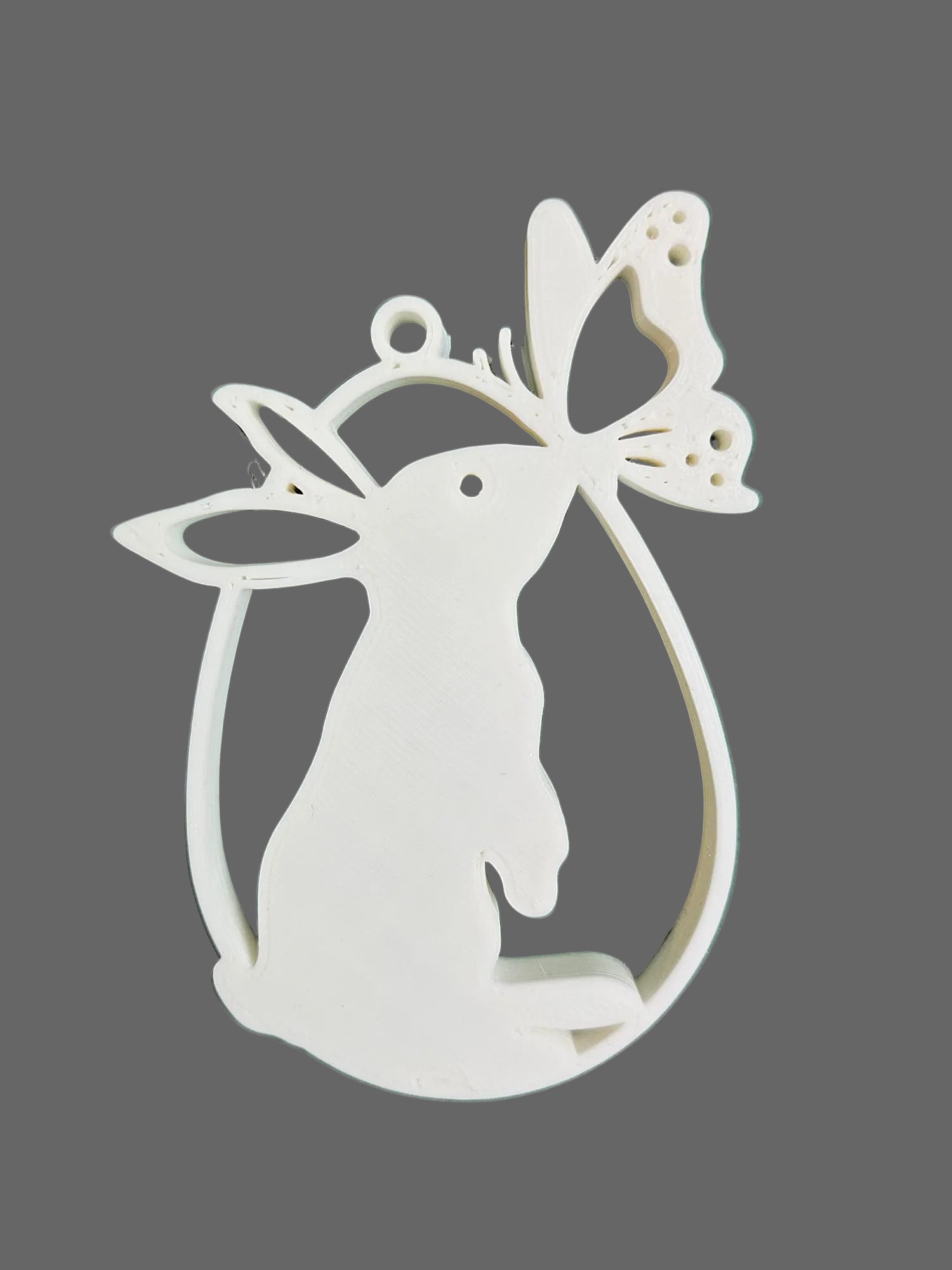 Osteranhänger Hase mit Schmetterling